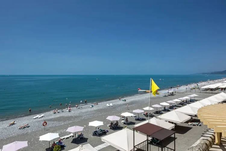 Пляж AZIMUT Здоровье Ивушка Сочи